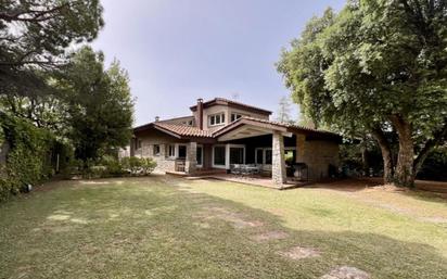 Jardí de Casa o xalet en venda en Matadepera amb Piscina