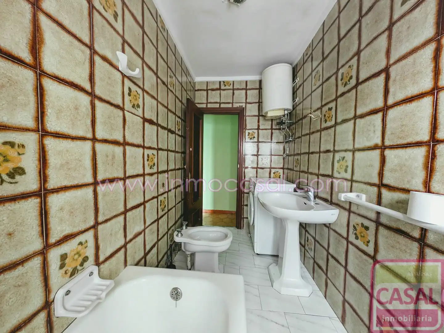 Bathroom of Flat for sale in Gijón 