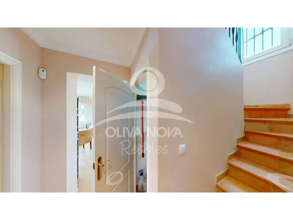 Casa o chalet en venta en Oliva con Terraza y Piscina