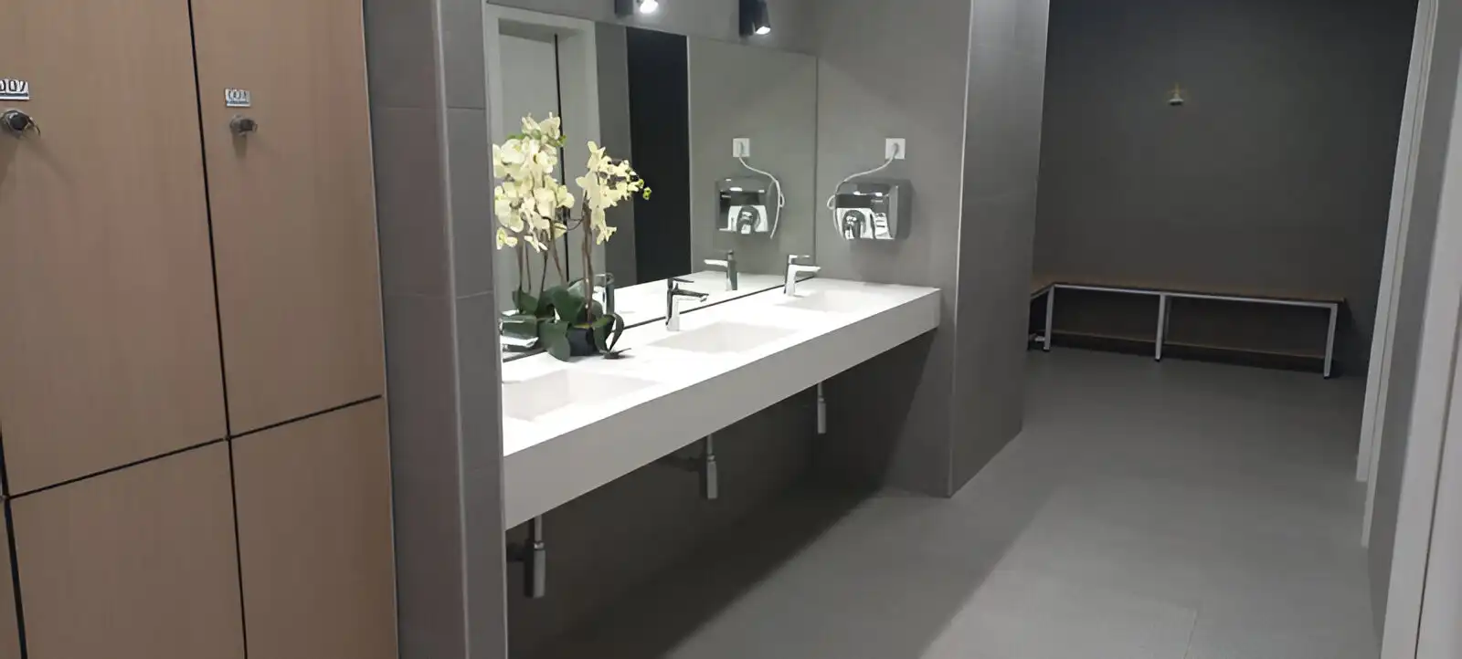 Bathroom of Apartments for sale in Mijas  with Air Conditioner, Terrace and Swimming Pool