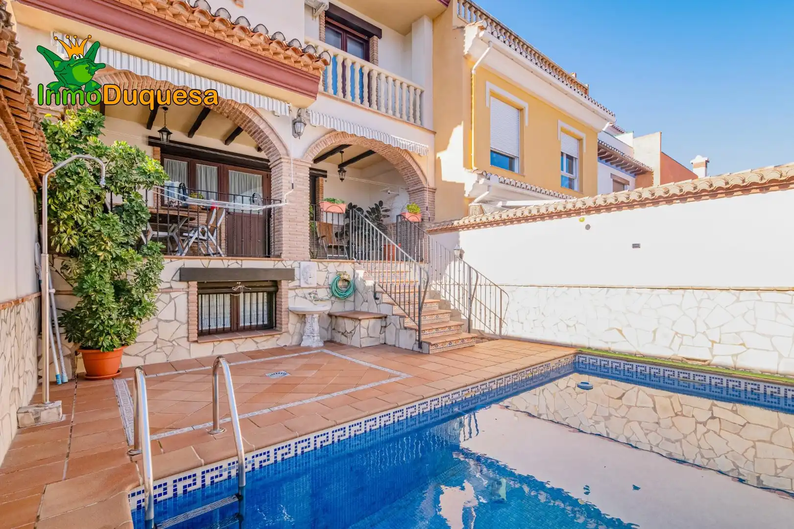 Reihenhaus mit Terrasse zum Verkauf in La Zubia Ciudad
