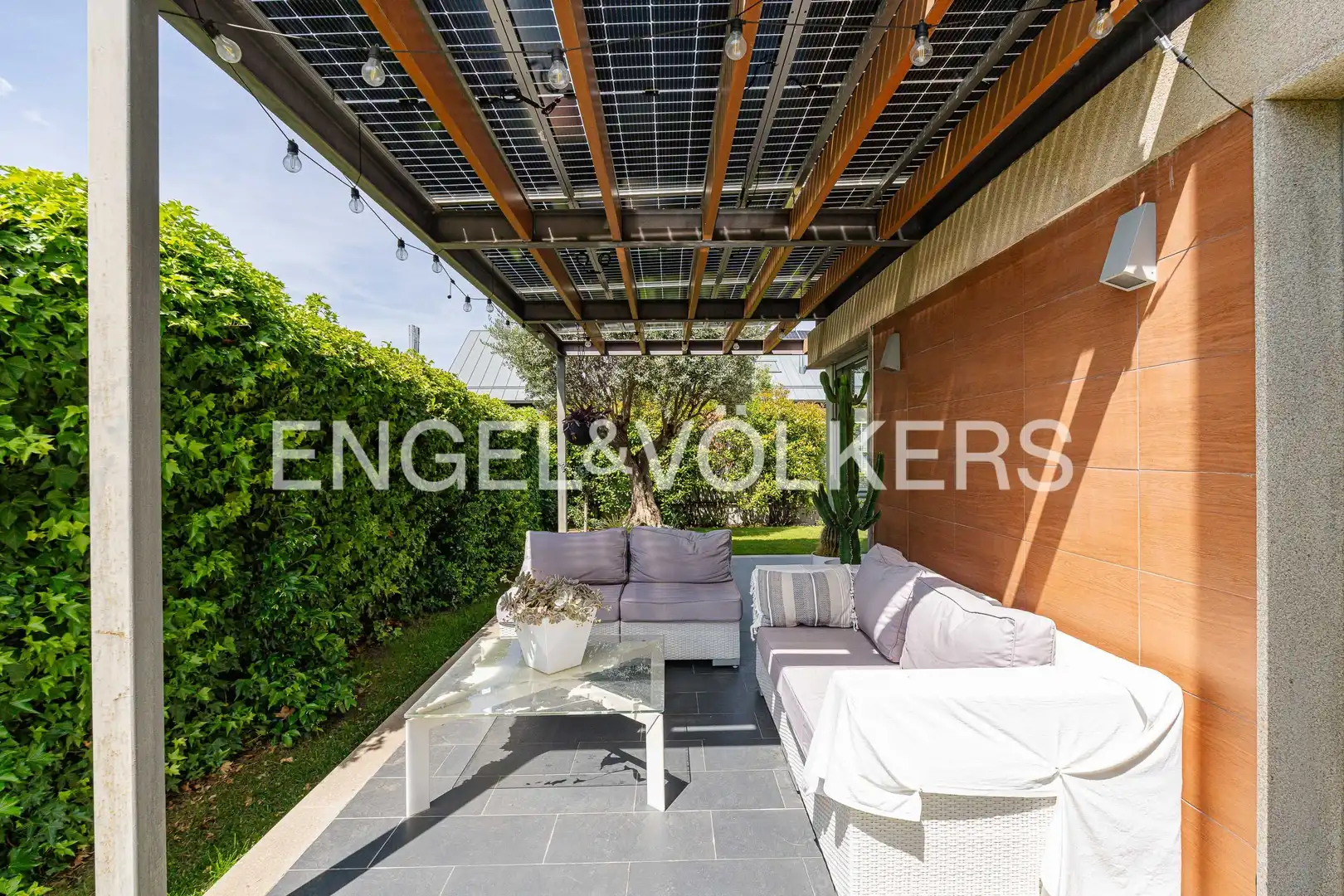 Terraza de Casa adosada en venta en Las Rozas de Madrid con Aire acondicionado, Calefacción y Jardín privado
