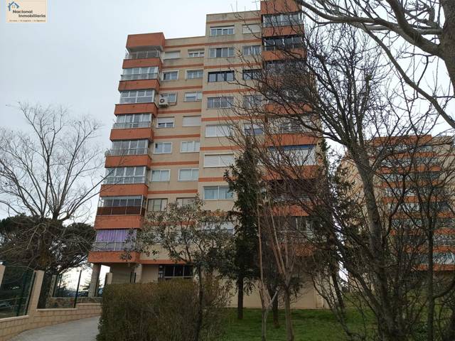 Piso en Venta en Calle Río Moros en Los Ángeles de San Rafael