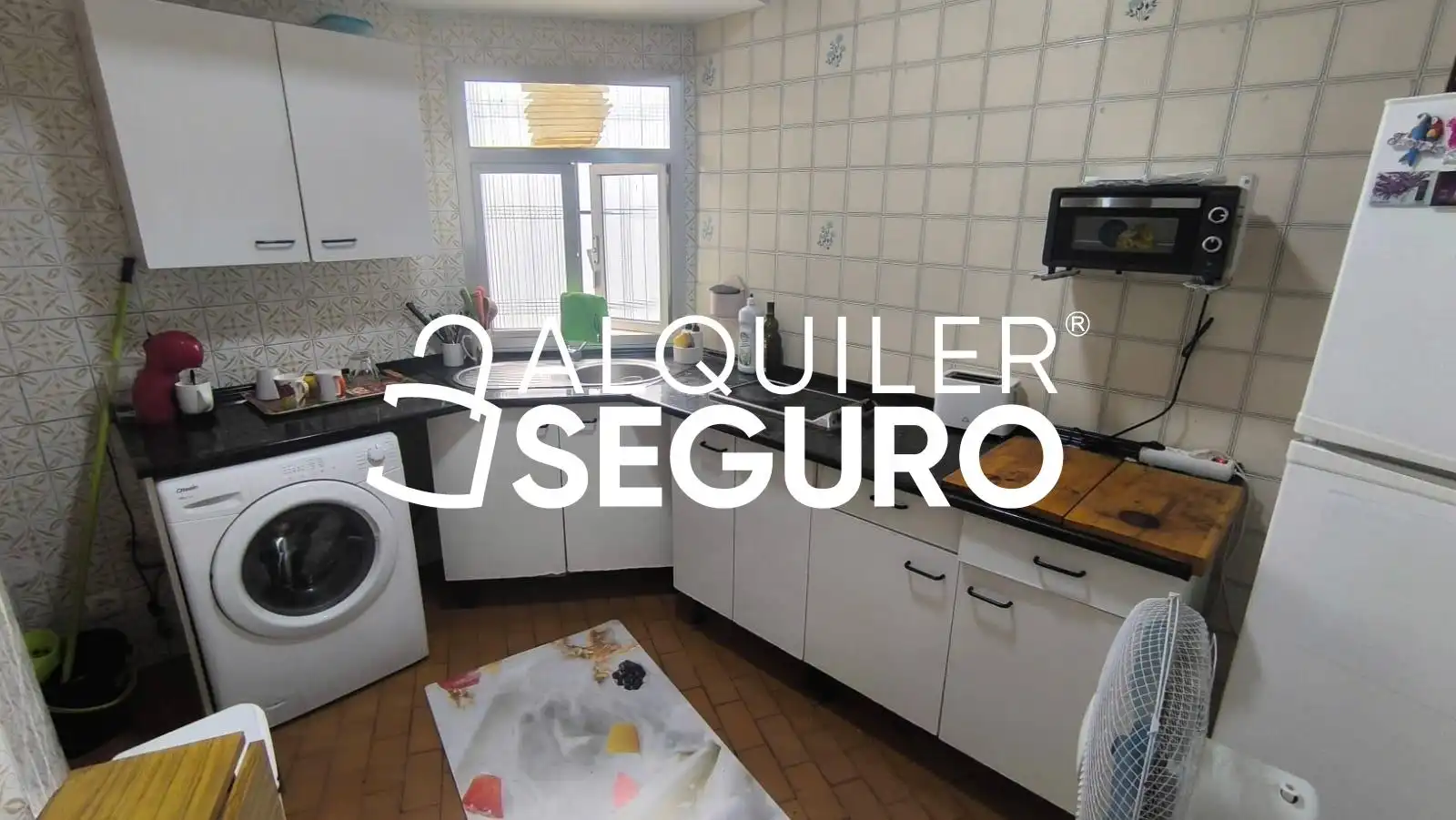 Kitchen of Flat for rent in Málaga  with Air Conditioner and Furnished