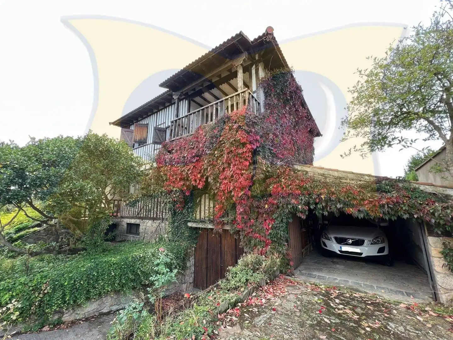 Detached house with terrace for sale in Villamayor