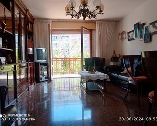 Sala d'estar de Pis en venda en  Zaragoza Capital amb Terrassa i Balcó