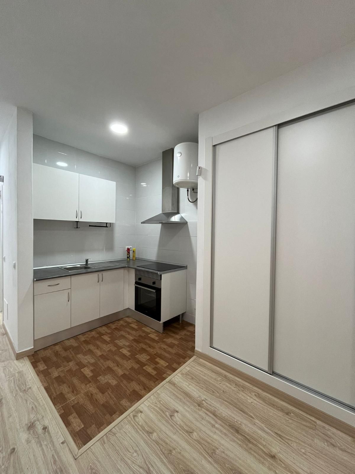 Cocina de Estudio en venta en Málaga Capital con Terraza y Balcón