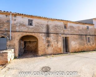 Exterior view of Single-family semi-detached for sale in Ses Salines  with Private garden