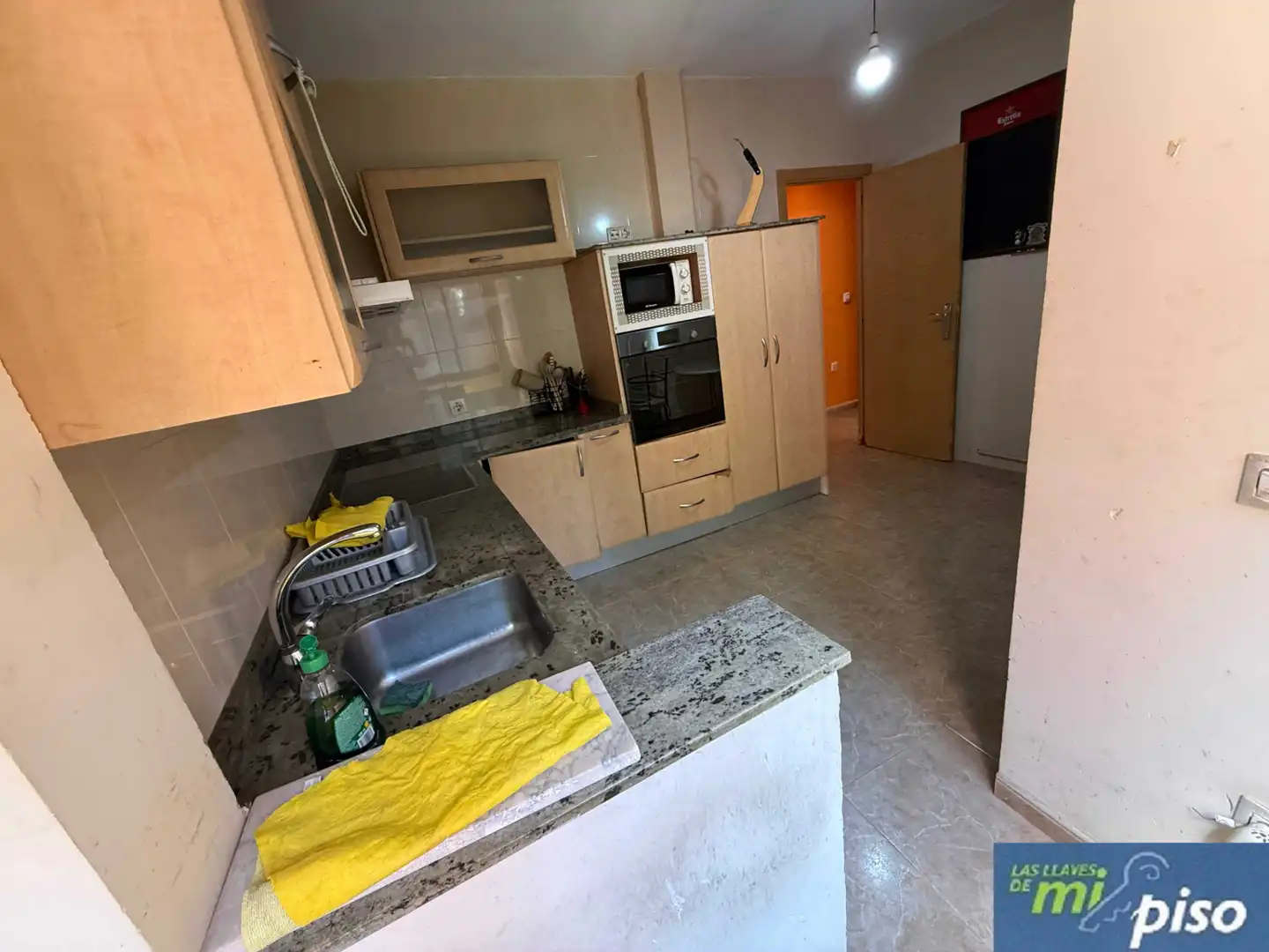 Cuina de Pis en venda en Valladolid amb Calefacció, Parquet i Terrassa