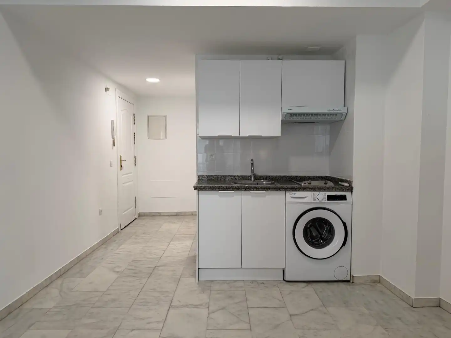 Küche von Wohnung zur Miete in Torremolinos mit Klimaanlage, Terrasse und Möbliert