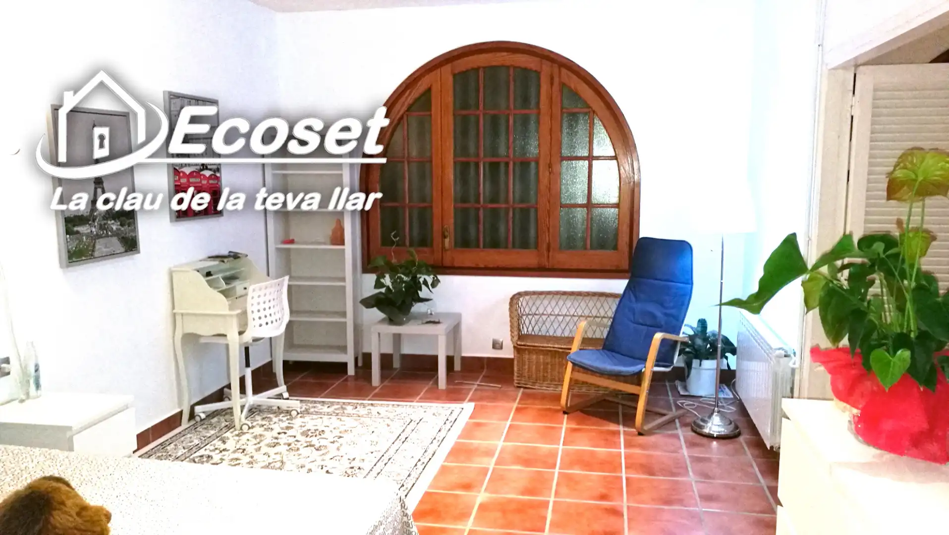 Sala d'estar de Casa o xalet en venda en Cervelló amb Calefacció, Jardí privat i Terrassa
