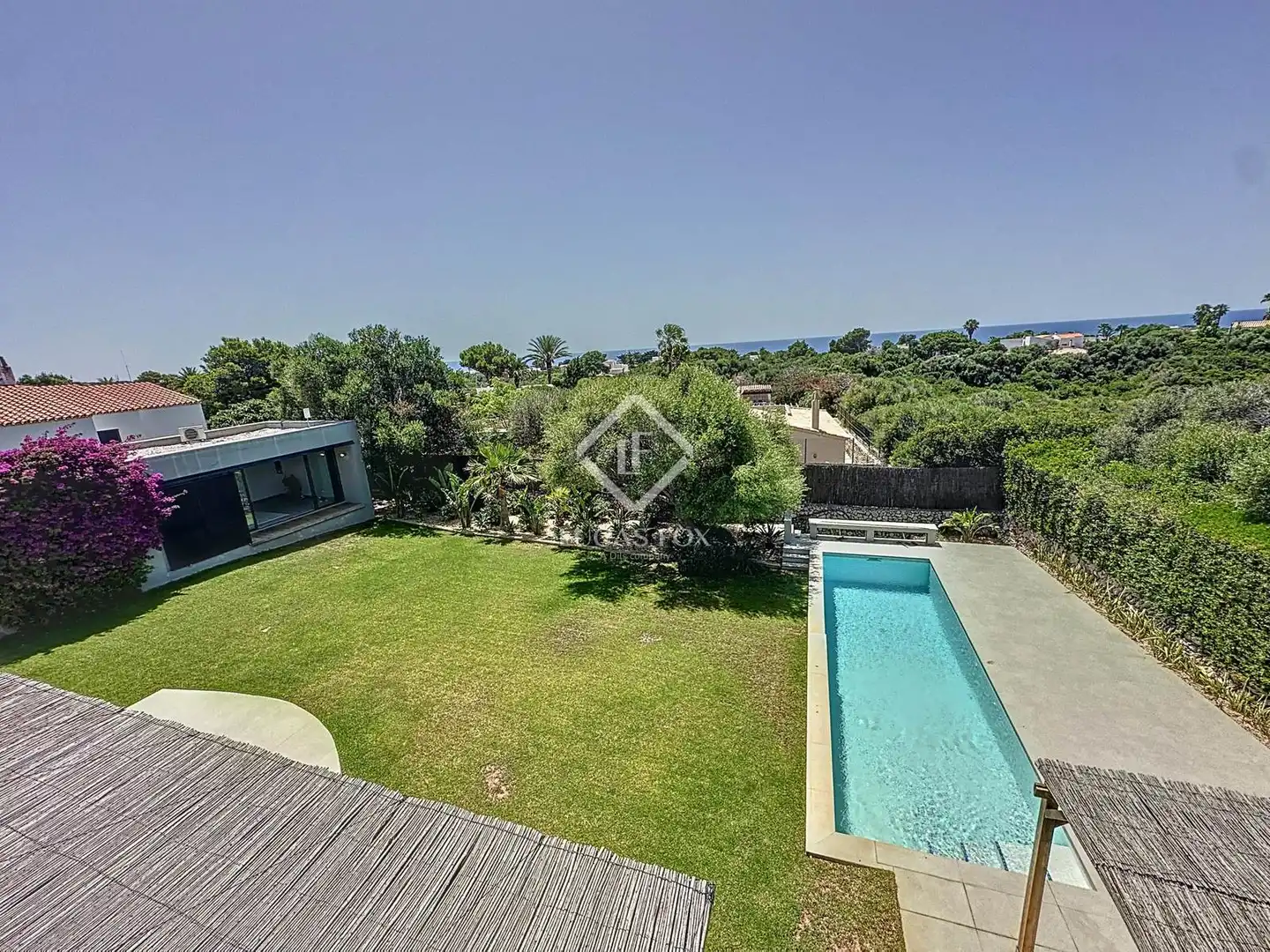 Garden of Houses for sale in Sant Lluís  with Air Conditioner, Heating and Private garden
