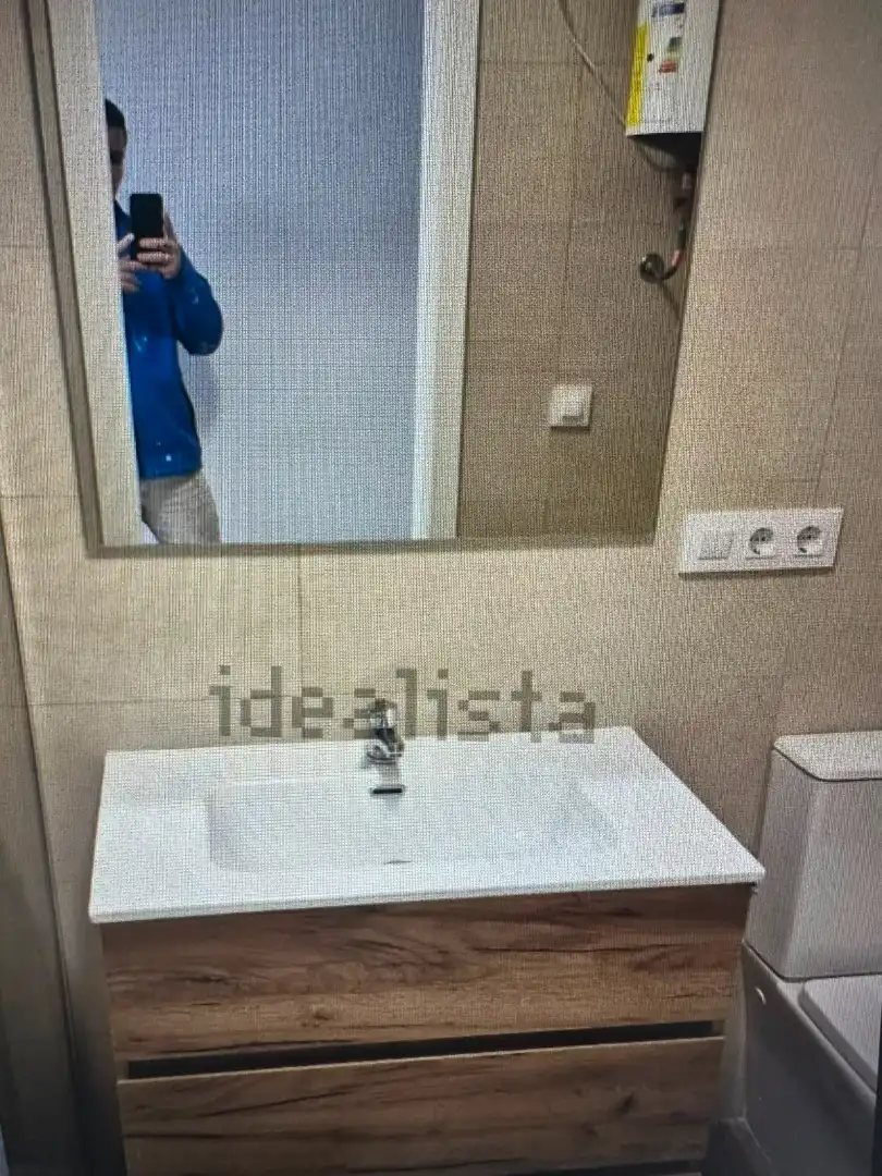 Bathroom of Houses for sale in Sevilla  with Terrace and Balcony