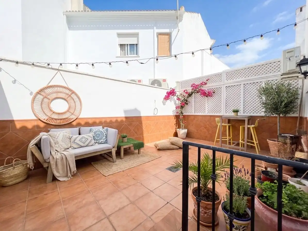 Terrassa de Casa adosada en venda en Lucena amb Aire condicionat i Terrassa
