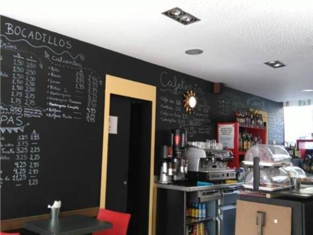 Local comercial en Venta en compte guifré en Barri del Centre