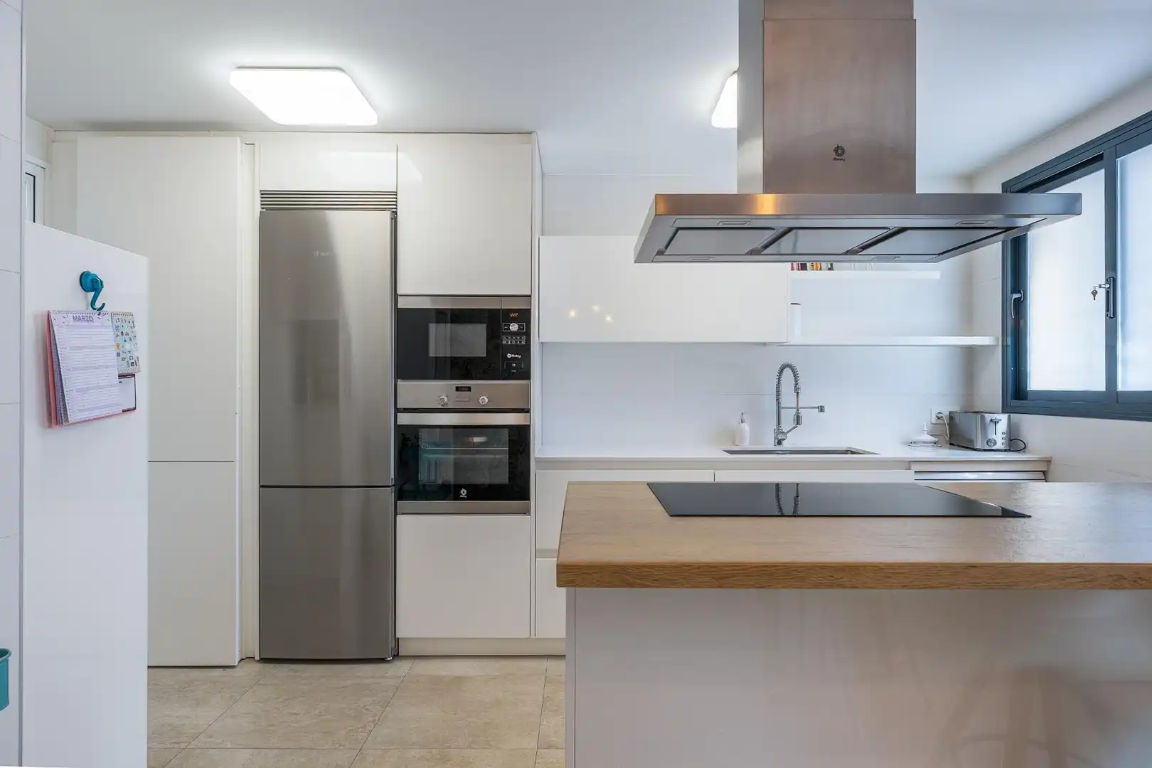 Cocina de Casa adosada en venta en Granada con Jardín privado y Balcón