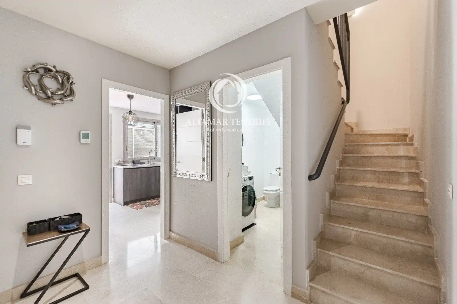 Apartamento con piscina en venta en de los Acantilados, imagen 14