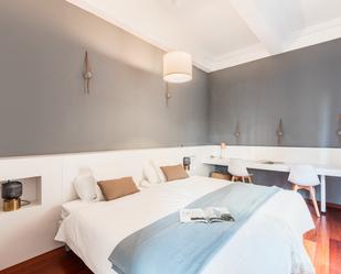 Bedroom of Flat to share in  Valencia Capital  with Air Conditioner and Balcony