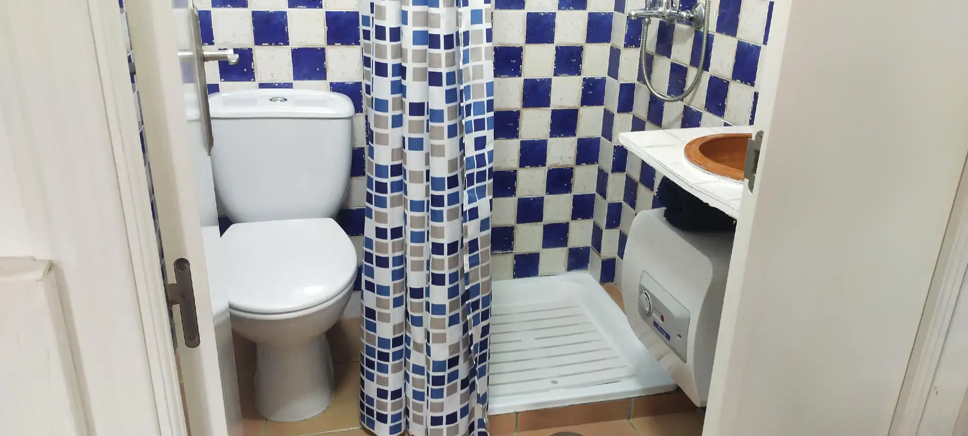 Bany de Casa adosada en venda en El Puerto de Santa María amb Aire condicionat i Traster