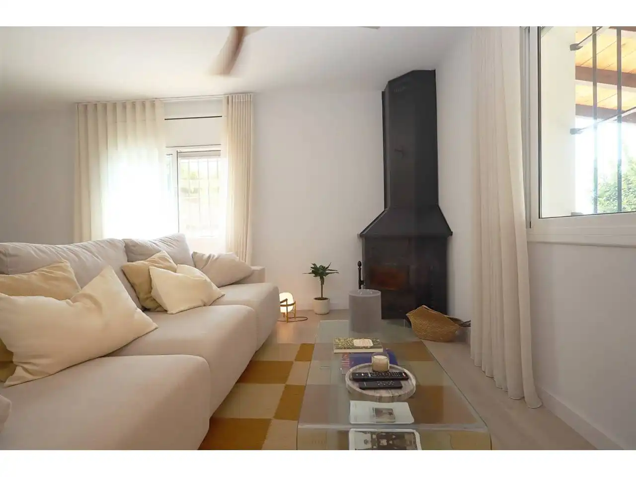 Living room of Houses for sale in Lloret de Mar  with Heating, Private garden and Parquet flooring
