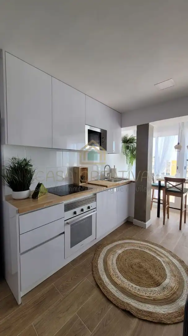 Cocina de Estudio en venta en Sueca con Aire acondicionado, Calefacción y Amueblado