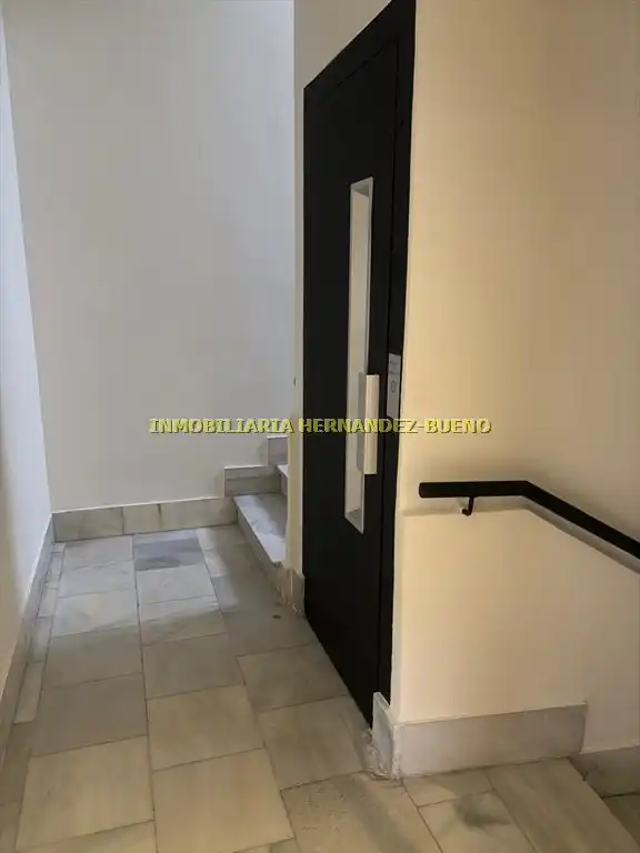 Geschaftsraum zur Miete in Salamanca, Salamanca