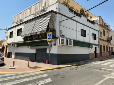 Local comercial de lloguer a Oromana