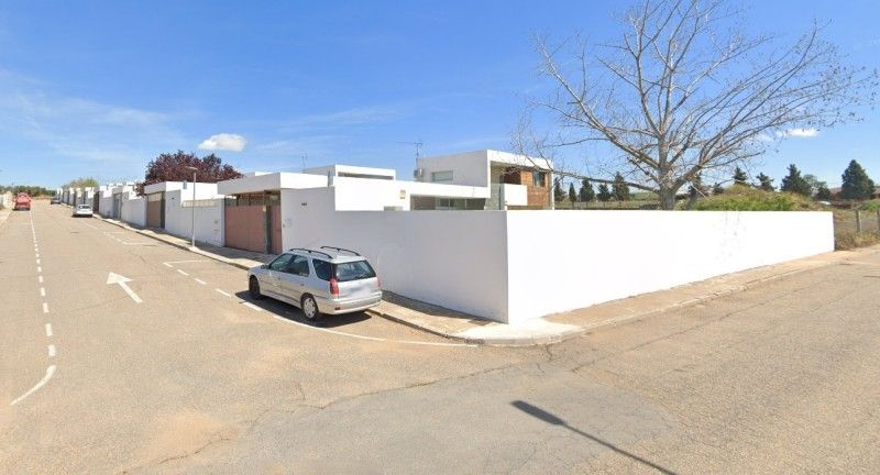 Exterior view of House or chalet for sale in Layos