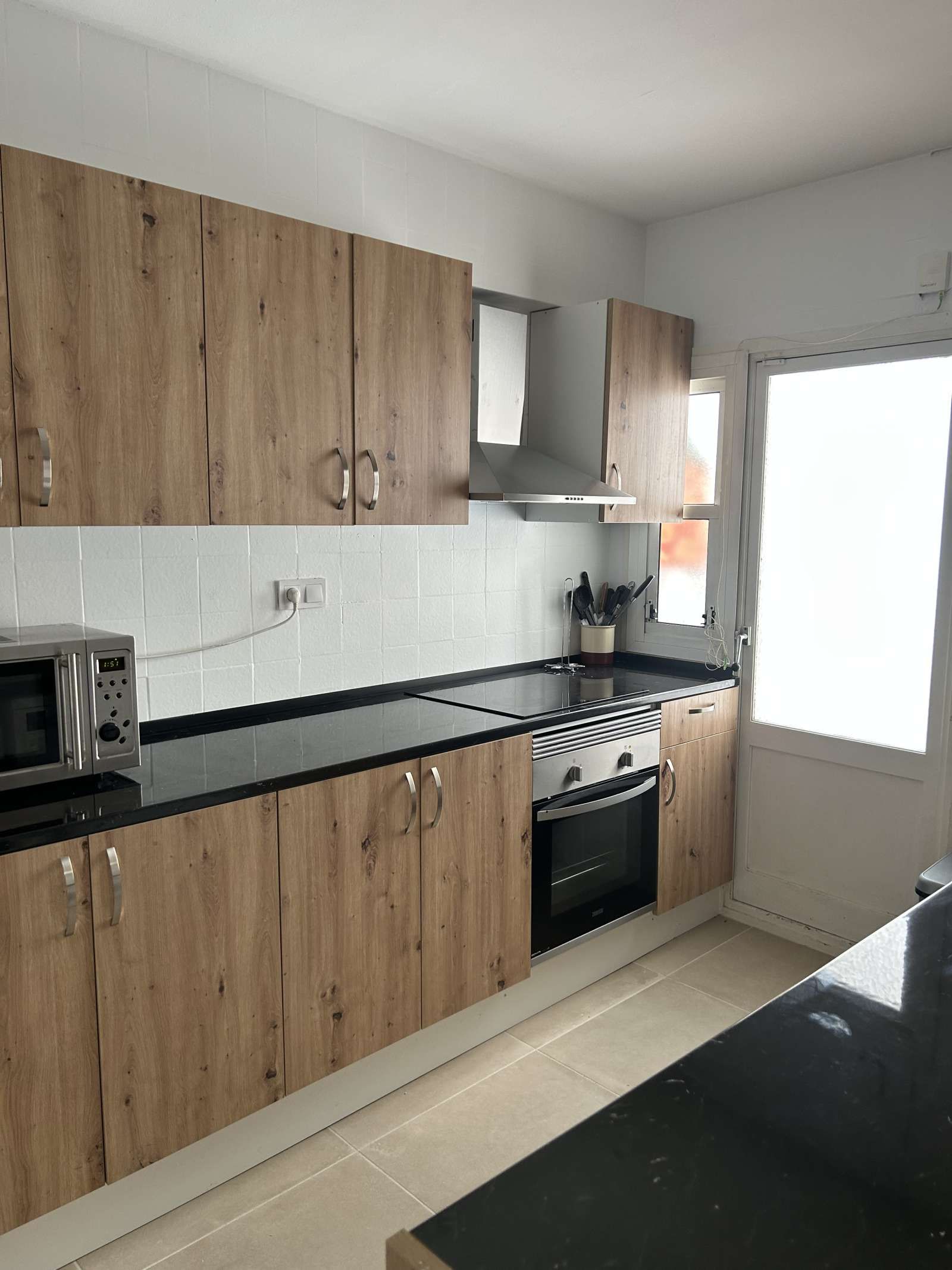 Cuina de Apartament per a compartir en  Valencia Capital amb Aire condicionat, Calefacció i Terrassa