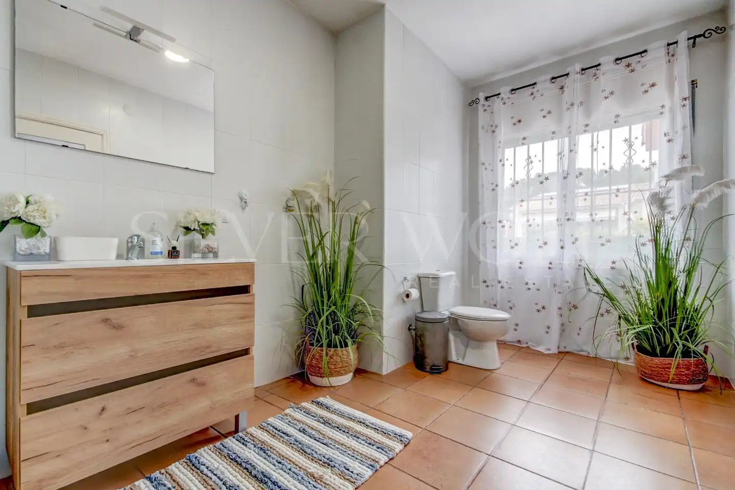 Badezimmer von Haus oder Chalet zum Verkauf in Cunit mit Klimaanlage, Heizung und Privatgarten