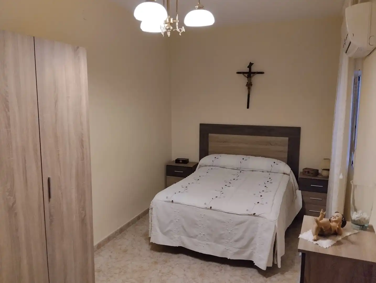 Dormitori de Casa o xalet en venda en Linares