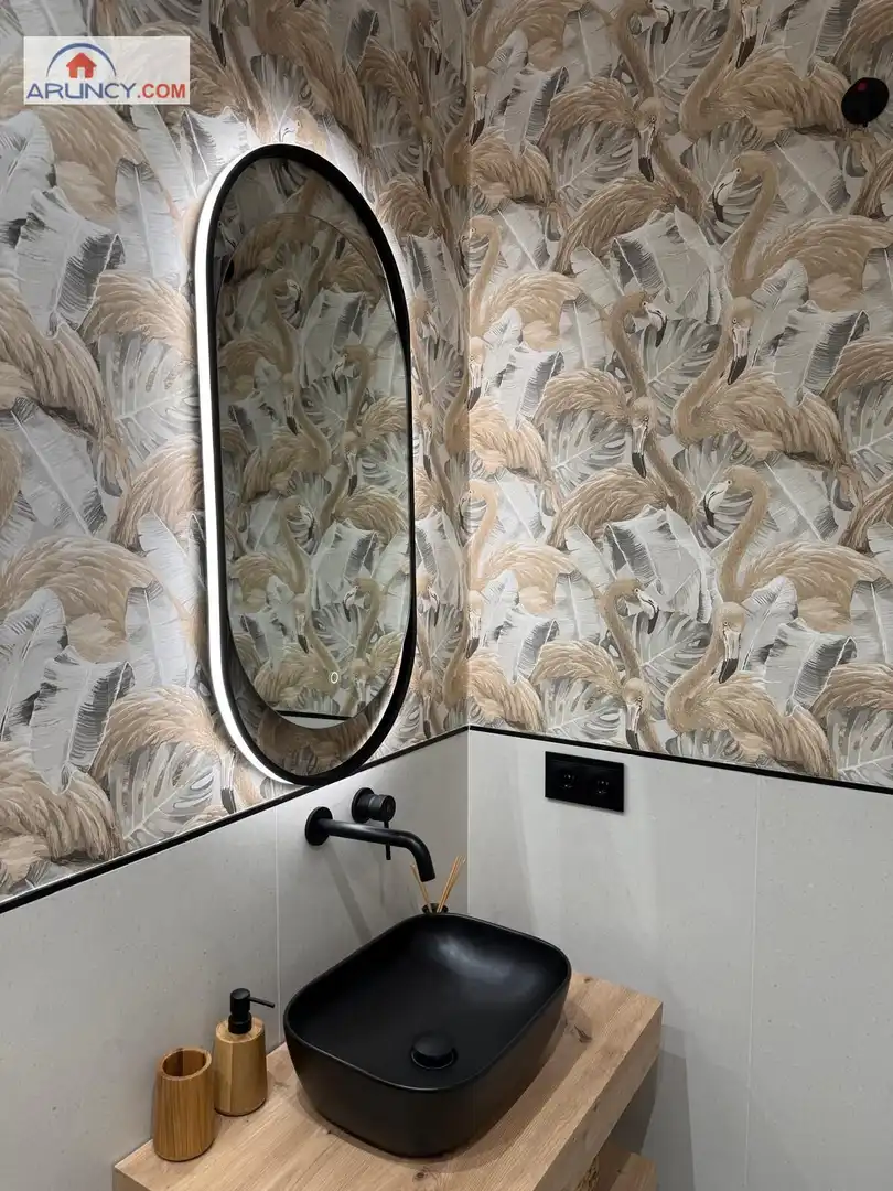 Bathroom of Flat for sale in Sevilla  with Air Conditioner, Heating and Furnished