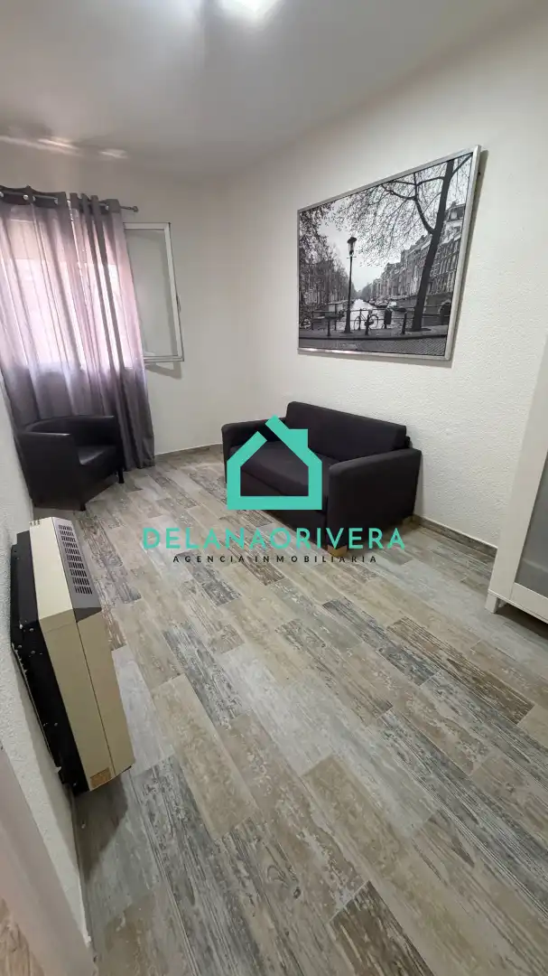 Living room of Flat for rent in Alcalá de Henares  with Heating and Furnished