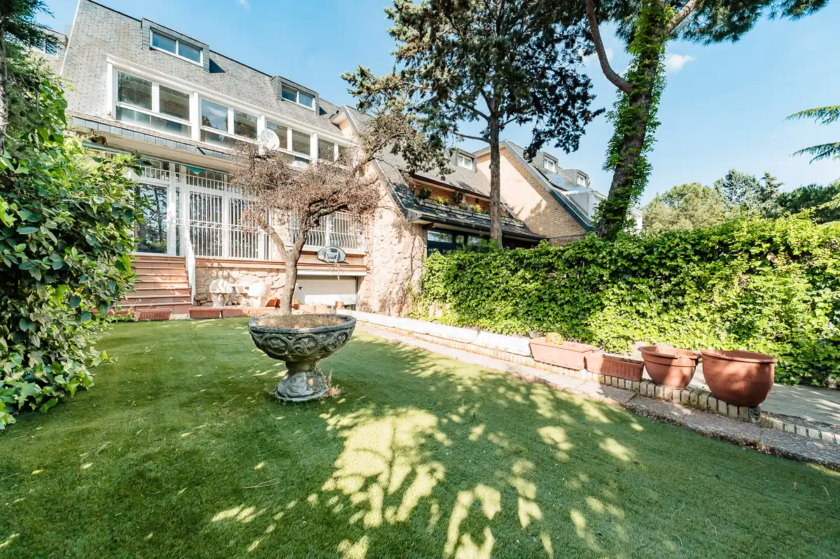 Jardín de Casa adosada en venta en Las Rozas de Madrid