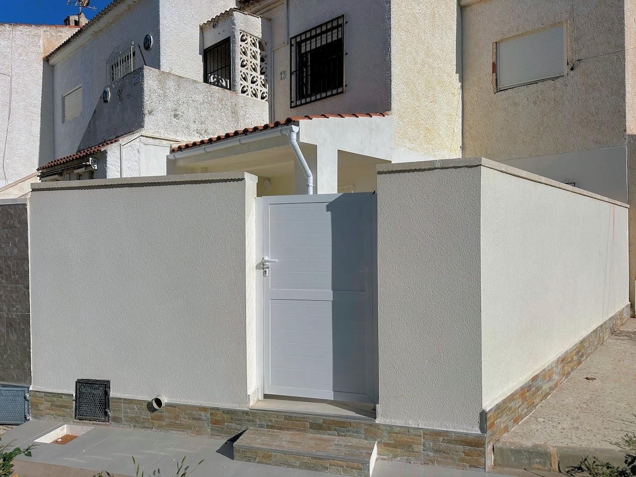 Vista exterior de Apartament en venda en Torrevieja