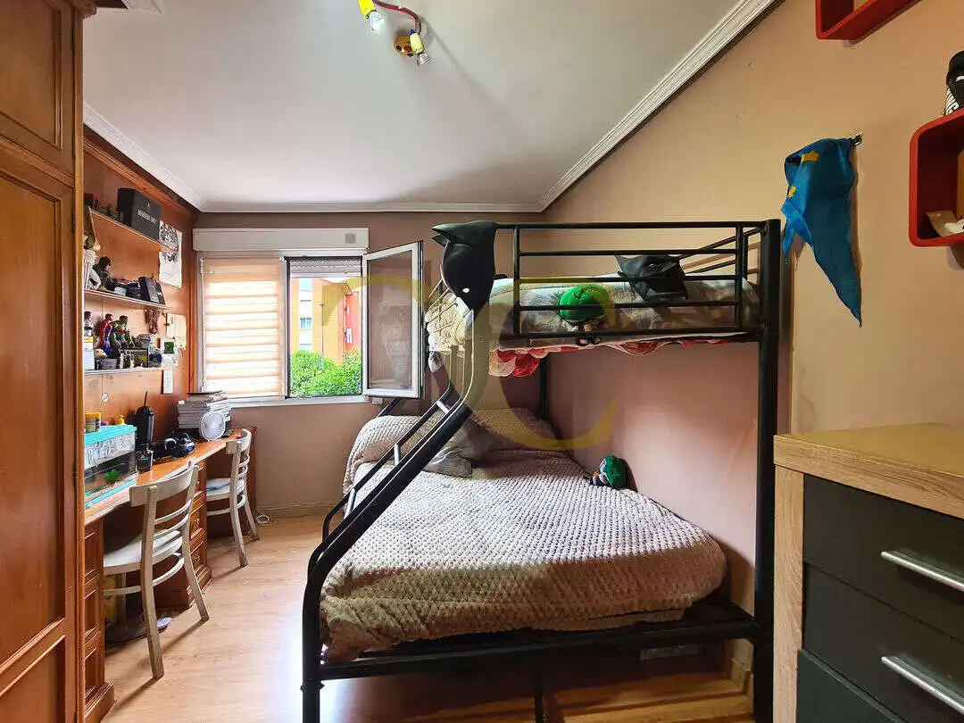 Schlafzimmer von Wohnung zum Verkauf in Gijón  mit Heizung und Möbliert