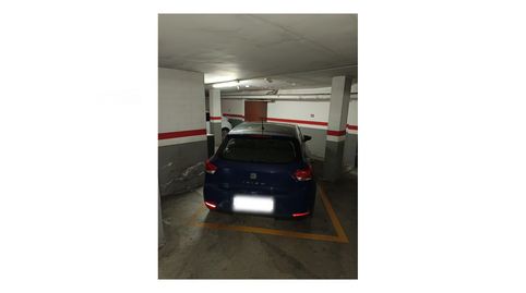 Foto 3 de Garaje en venta en Ajuntament-Maragall, Ripollet