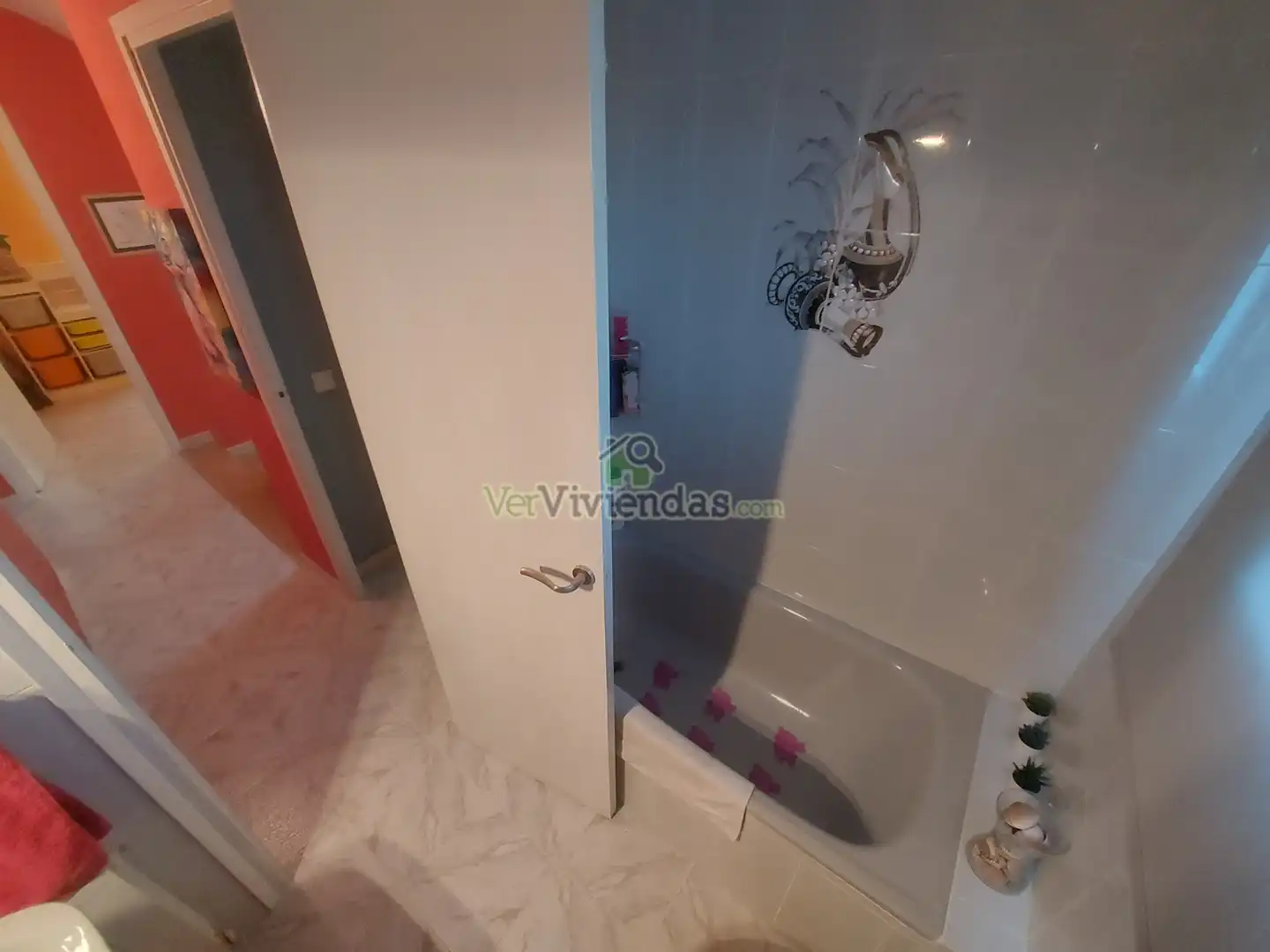 Baño de Casa o chalet en venta en Vallirana con Calefacción, Jardín privado y Terraza