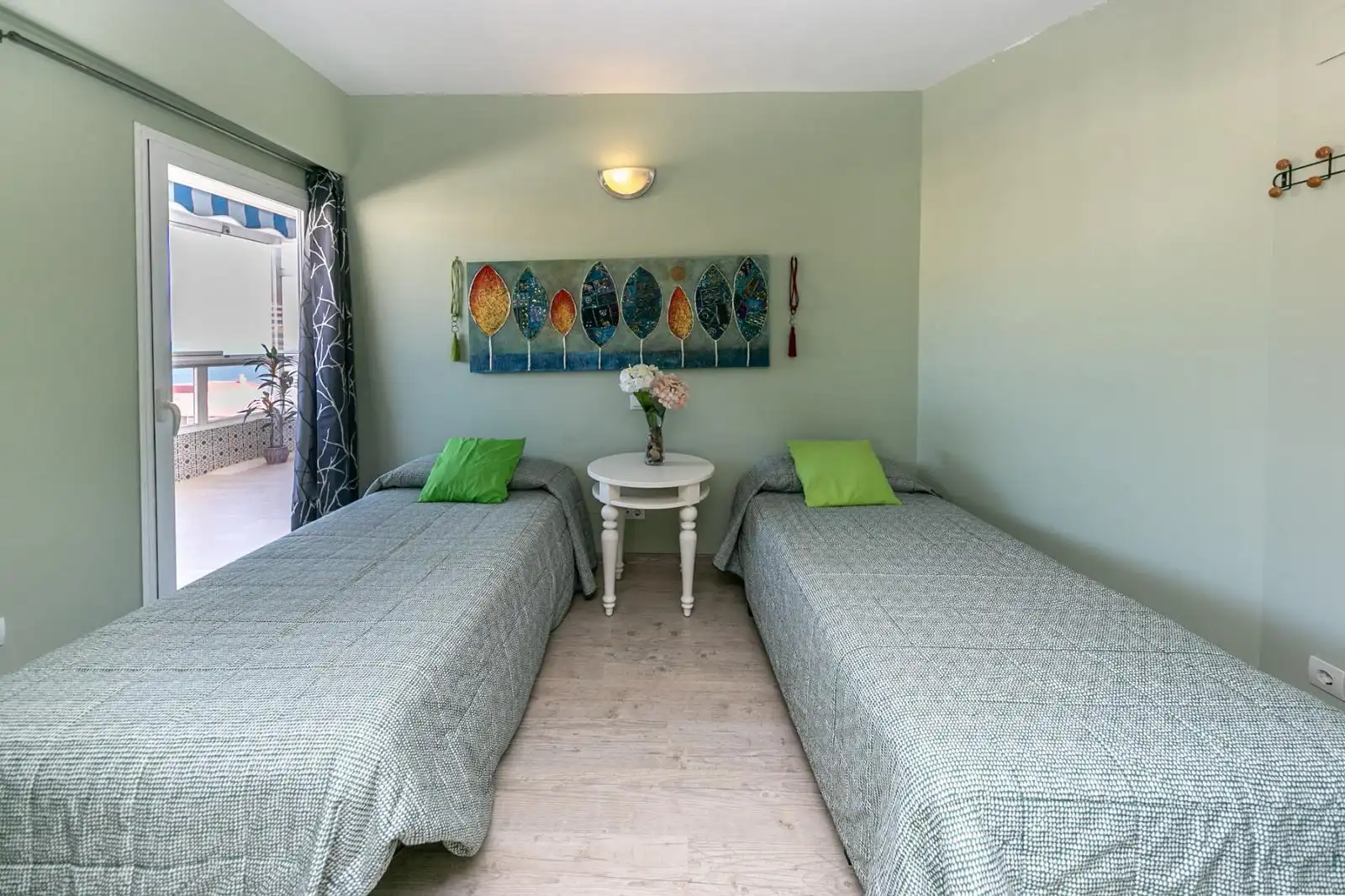 Schlafzimmer von Dachboden zur Miete in Fuengirola mit Klimaanlage, Heizung und Terrasse