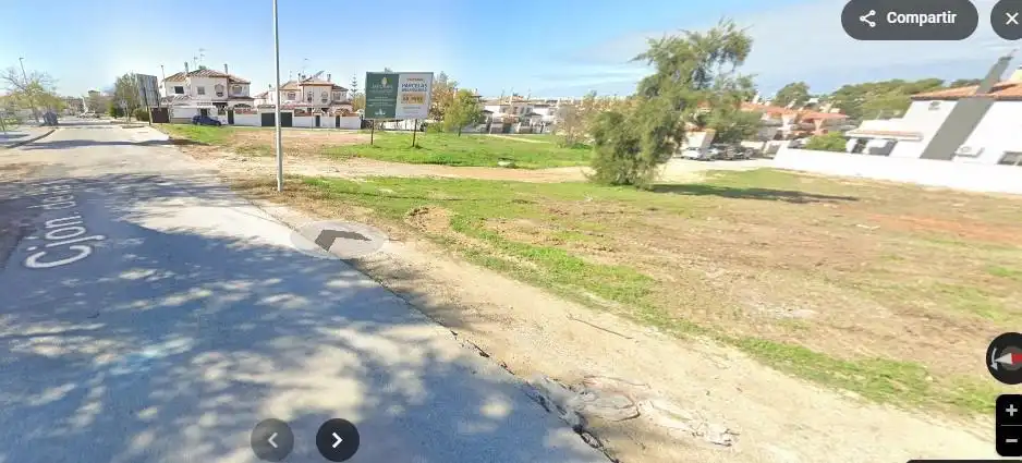 Residential land for sale in jon la Peligra