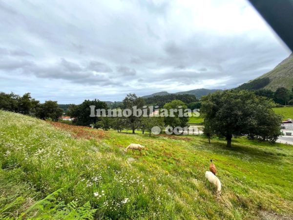 Single-family semi-detached for sale in Castro-Urdiales  with Heating, Private garden and Parquet flooring