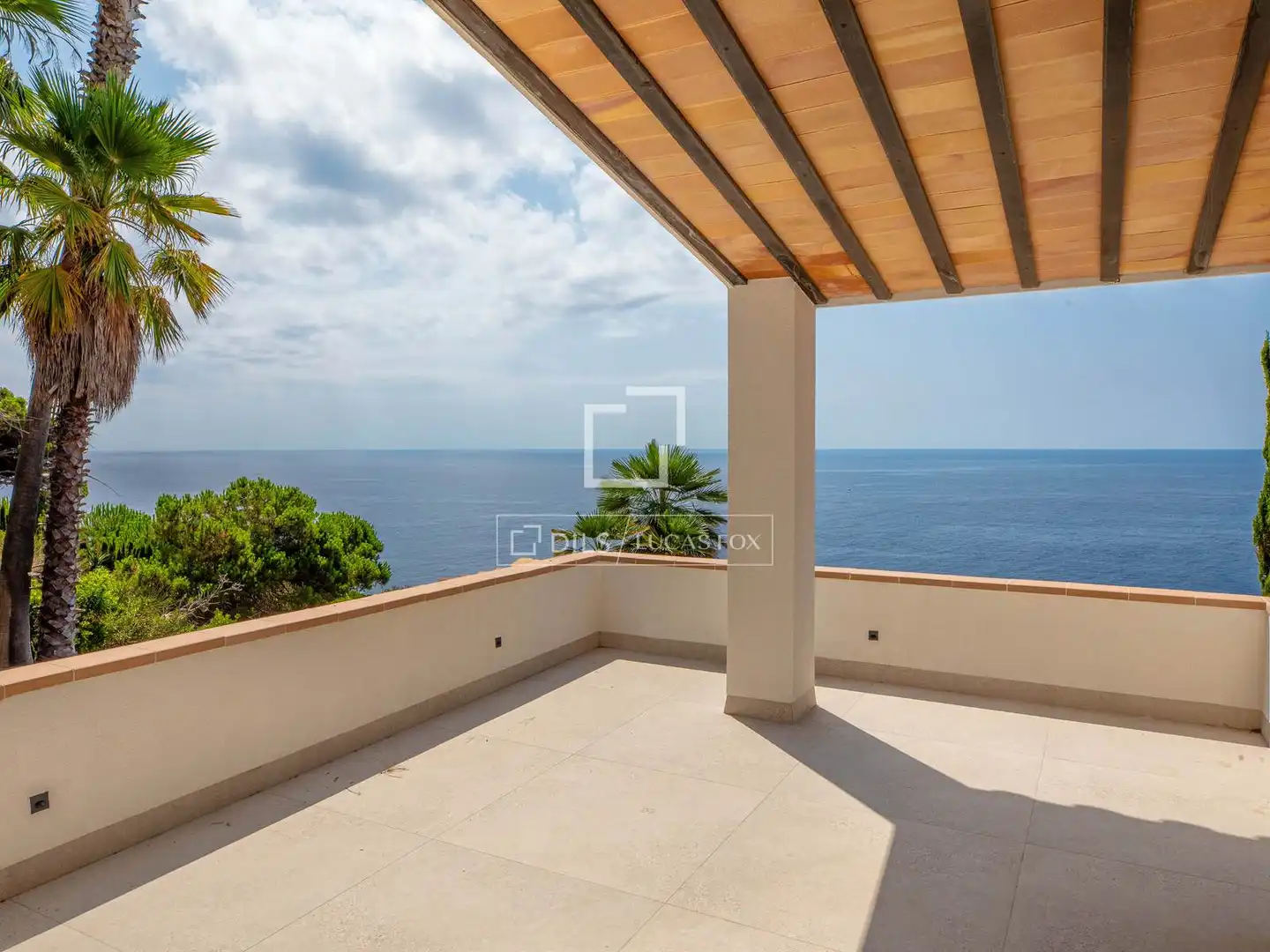 Terrasse von Haus oder Chalet zum Verkauf in Lloret de Mar mit Klimaanlage, Heizung und Privatgarten
