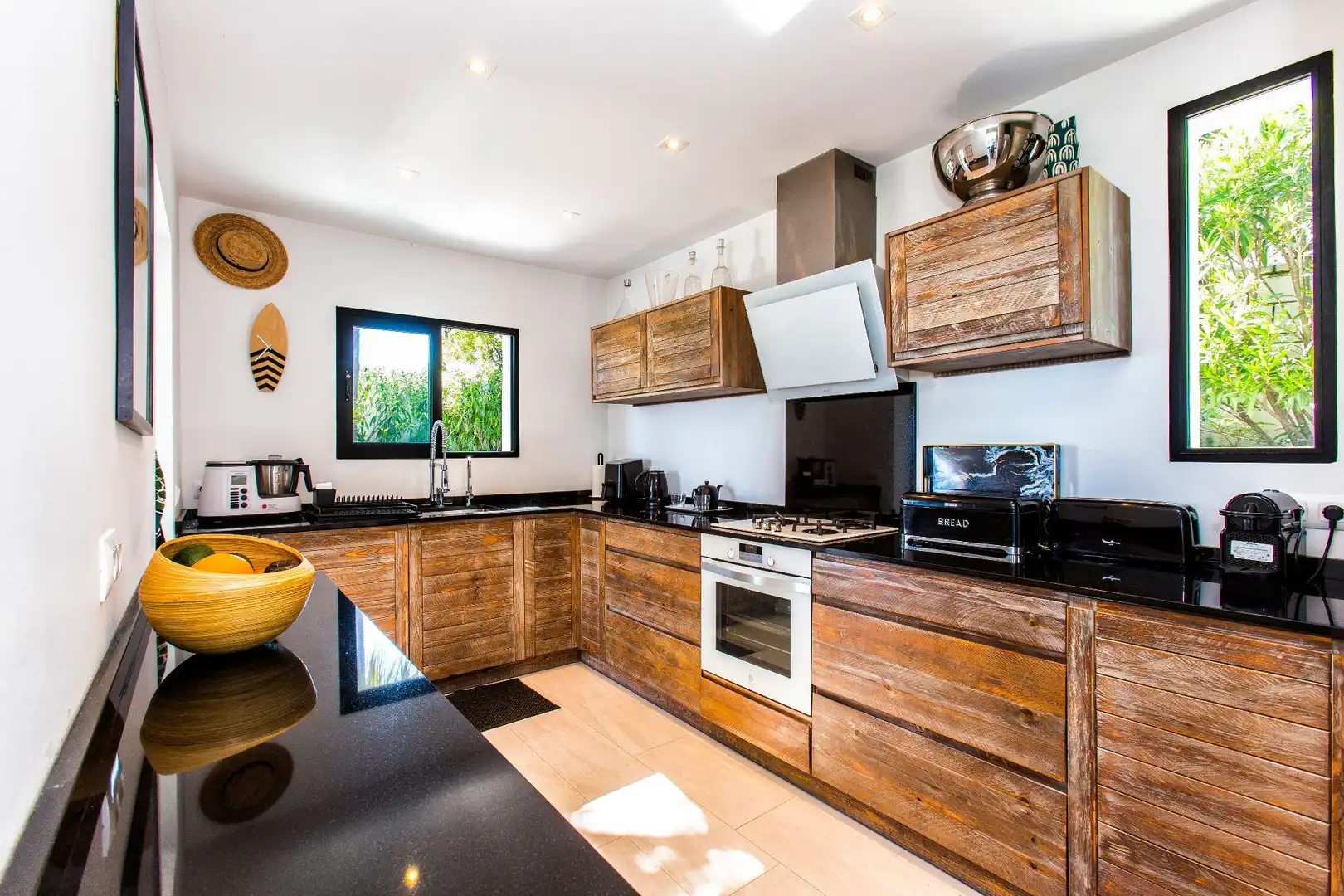 Cocina de Casa o chalet en venta en Dénia con Aire acondicionado, Calefacción y Jardín privado