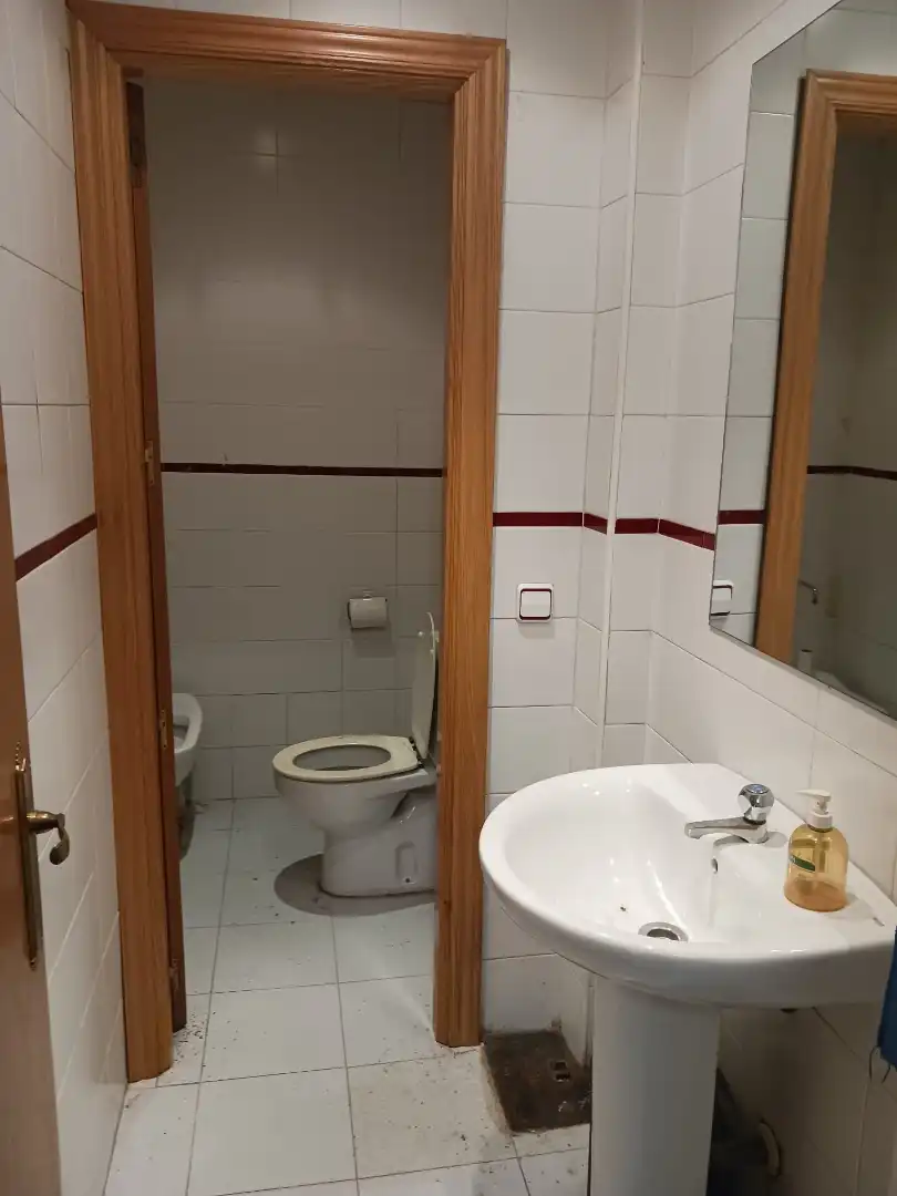 Business premises to rent in Calle de Calatrava, imagen 23
