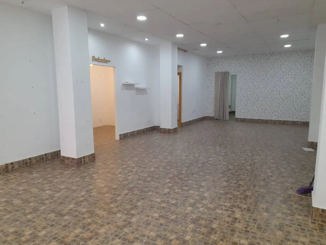 Business premises to rent in Avenida DE LA PAZ, imagen 5