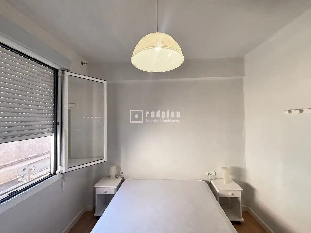 Habitación de Ático en venta en Valencia con Aire acondicionado, Terraza y Trastero