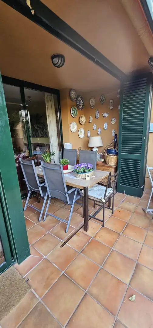 Terrassa de Casa adosada en venda en Navata amb Aire condicionat, Calefacció i Traster