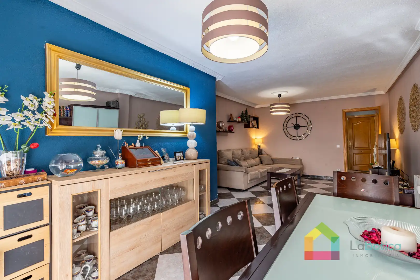 Comedor de Piso en venta en Olías del Rey con Aire acondicionado, Calefacción y Piscina comunitaria