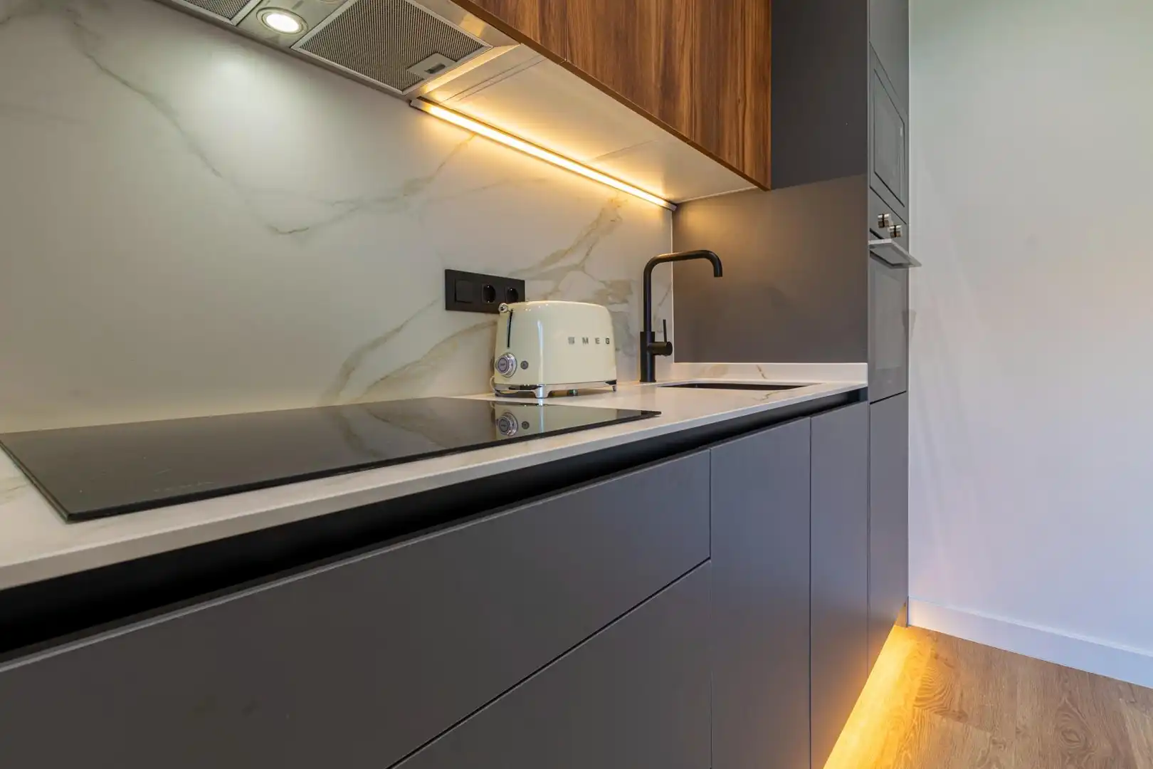 Kitchen of Flat for sale in Sant Pere de Ribes  with Air Conditioner, Parquet flooring and Terrace