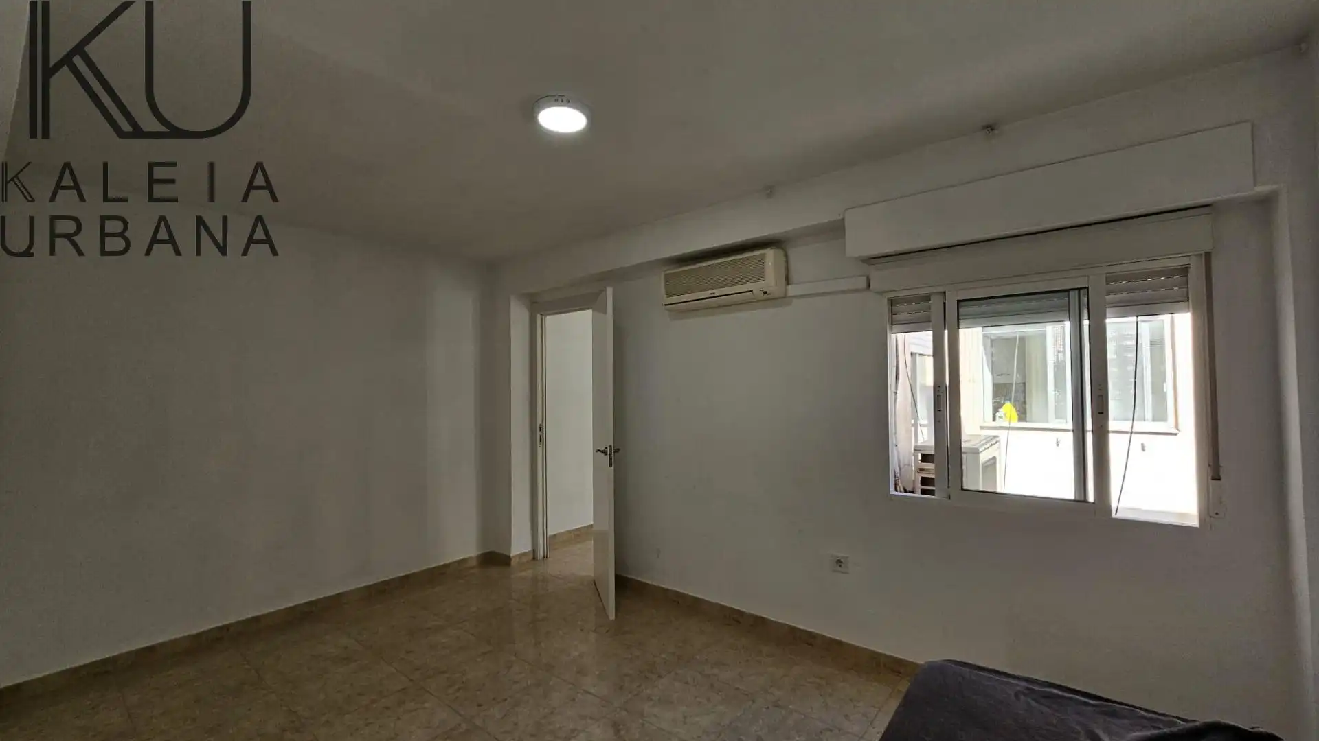 Habitación de Ático en venta en Alicante / Alacant con Terraza